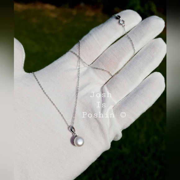 Freshwater Pearl pendant necklace in sterling silver - Picture 7 of 14